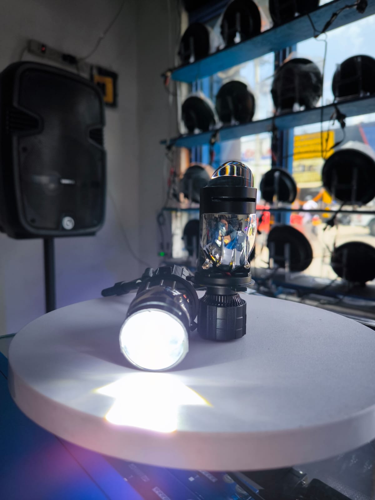 Miniatura 3 de Par Bombillos Led Bifocal (M011X-H4 W)